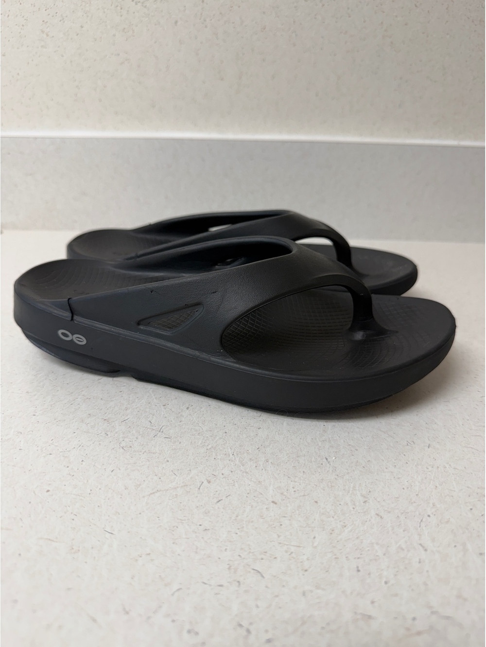 Women's OOFOS OOriginal Recovery Flip Flop Sandals